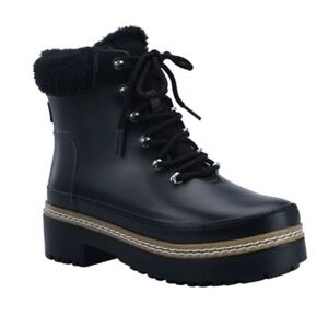 Marc Fisher Women’s Waterproof Winter Lace Up Lug Sole Boots Size 6